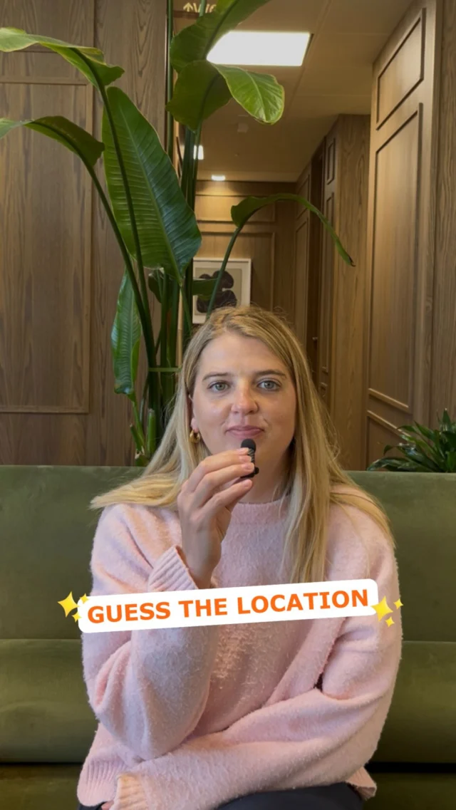 Two very different locations…📍
 
#guessthelocation
